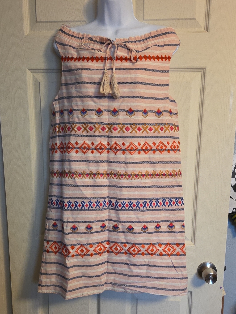 THML Sleeveless Embroidered Shift Dress Size XS